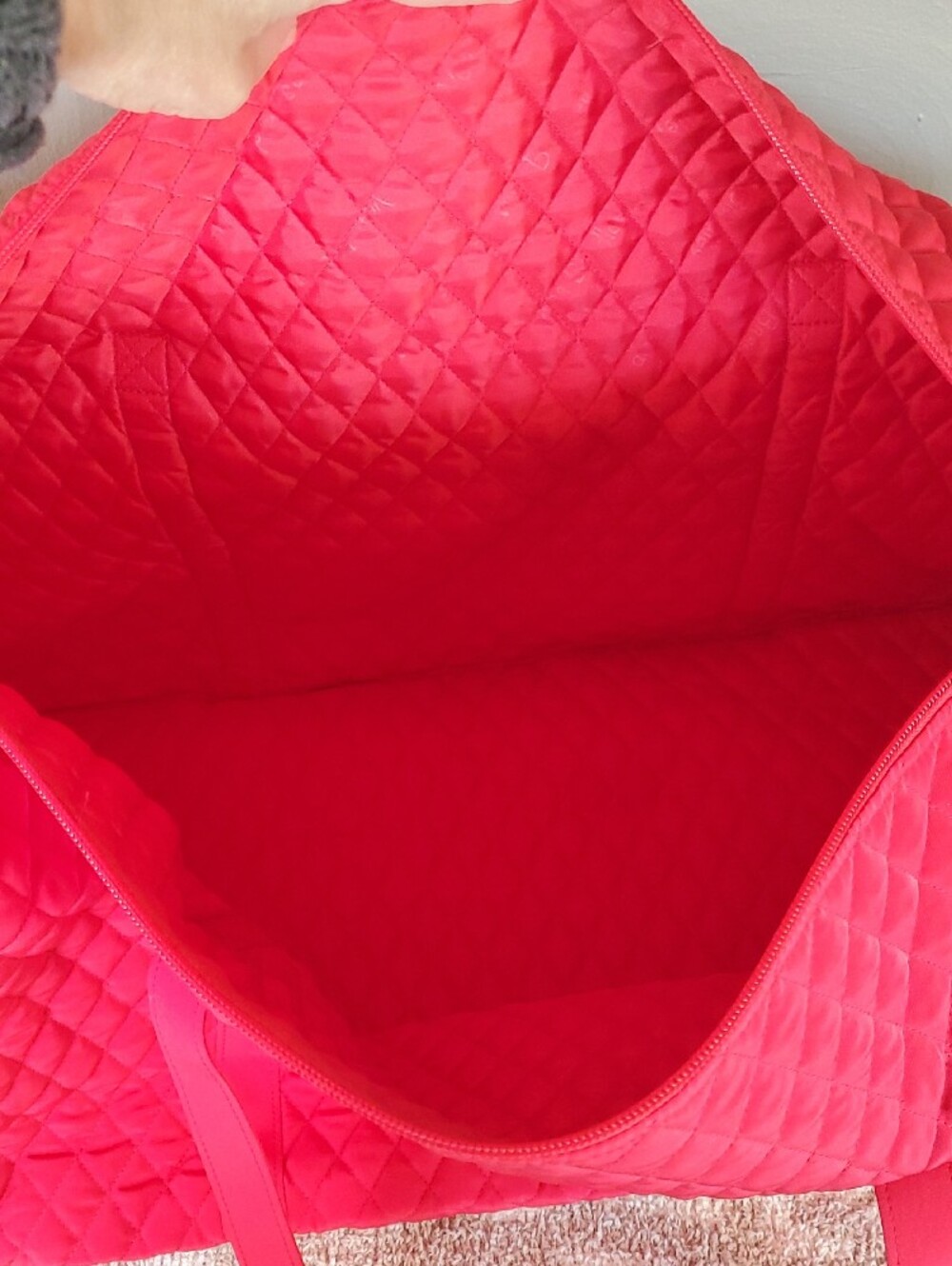 Large Vera Bradley Quilted Red Weekender Tote Bag - Picture 5 of 7